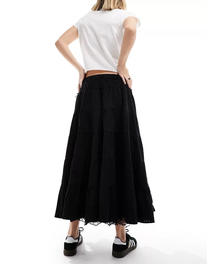 Falda negra de estilo wéstern de bordado inglés de Reclaimed Vintage Negro 0AK7gGt9