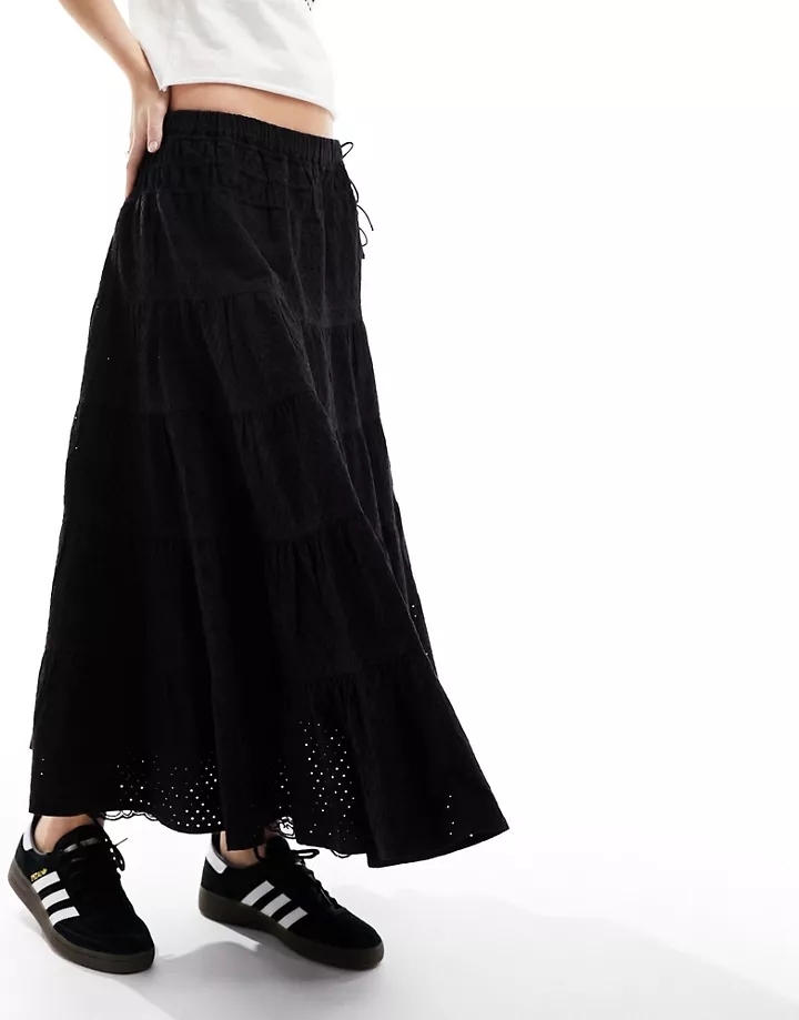 Falda negra de estilo wéstern de bordado inglés de Reclaimed Vintage Negro 0AK7gGt9