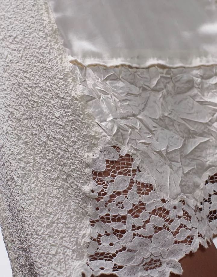 Minifalda color marfil de satén rugoso con detalles tipo patchwork de encaje de Topshop Marfil 1WkHrig6