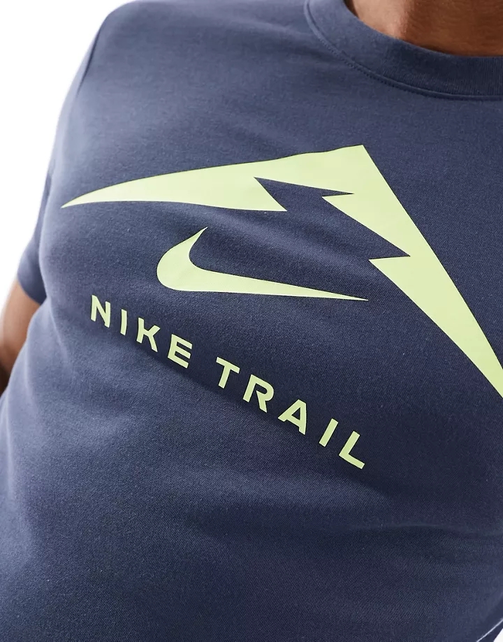 Camiseta azul marino con estampado gráfico Dri-FIT de Nike Trail Running Azul medio 31gsgRYE