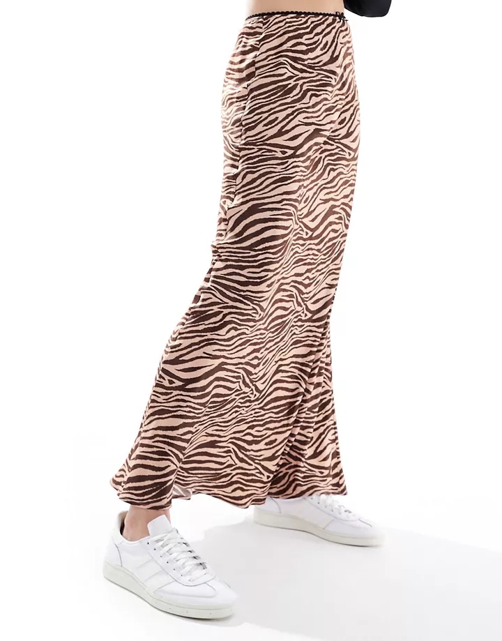 Falda larga con estampado animal de satén de DESIGN Multicolor 44D9dUiA