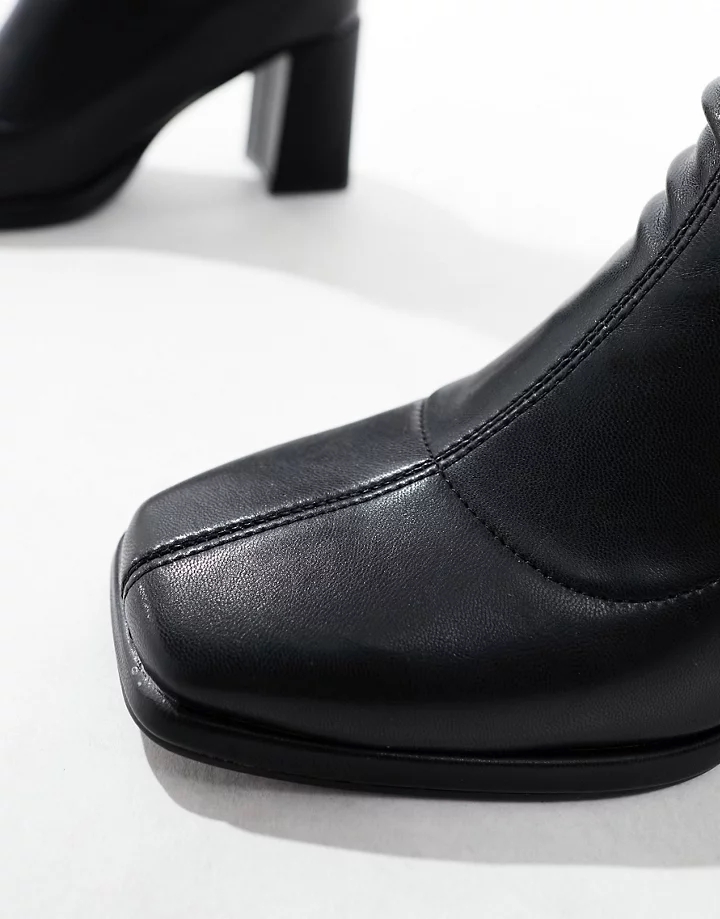 Botas negras estilo calcetín con tacón de bloque y puntera cuadrada de Truffle Collection Negro 4CLlrxss