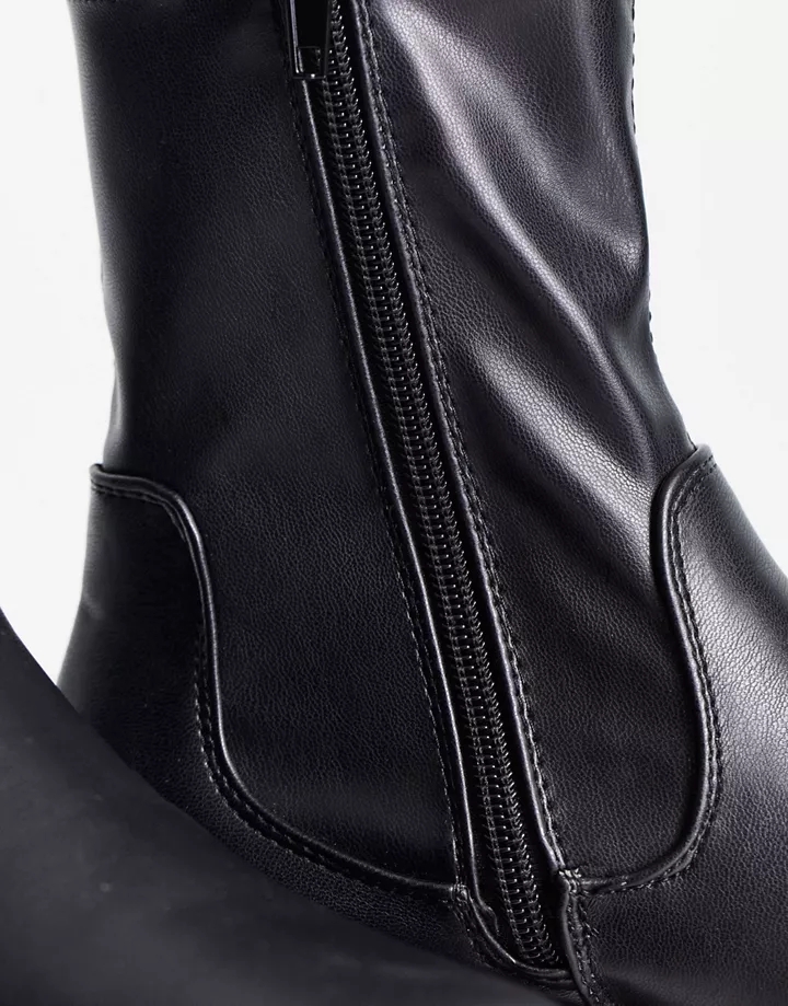 Botines negros estilo calcetín altos con suela gruesa de New Look Negro 7StJldBt