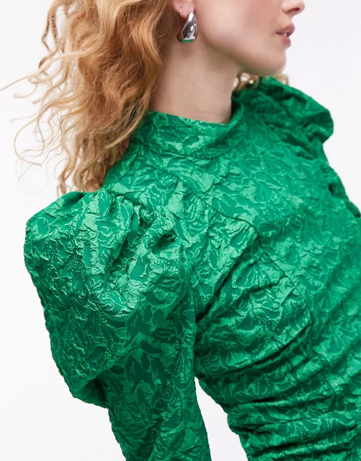Top verde con cuello alto y acabado texturizado premium de Topshop Verde 8V177VsF