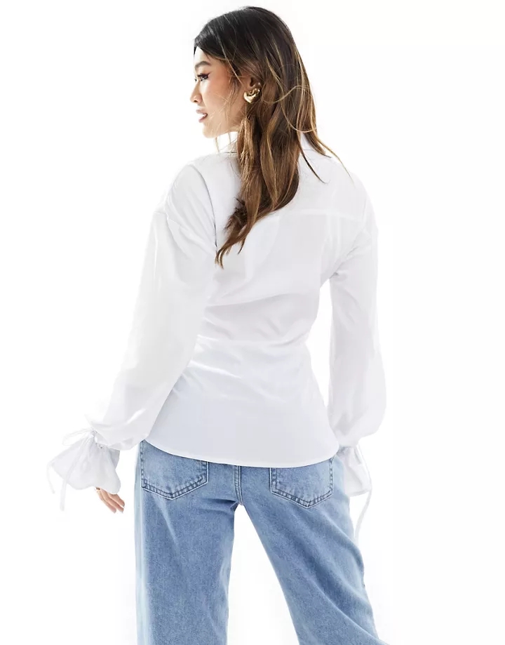 Camisa blanca con detalle anudado drapeado de Missy Empire Blanco 9XdNFofD